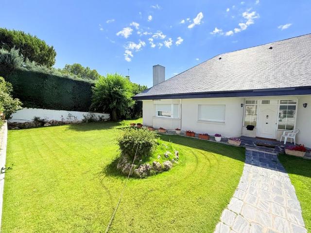 Casa en venta en Boadilla Del Monte, Madrid