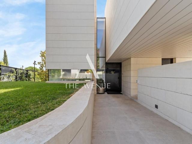 Casa en venta en Viñas Viejas, Boadilla Del Monte