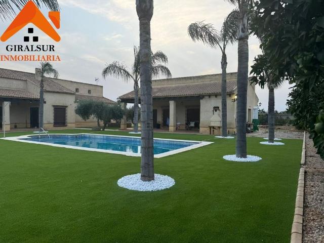 Casa en venta en Urbanización Camposol, Carmona