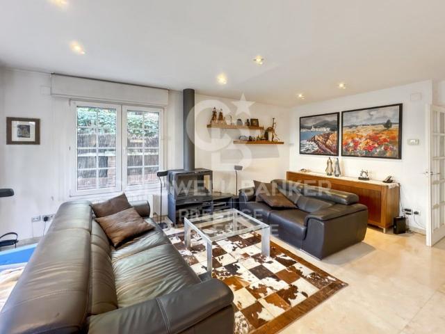 Villa en venta en Esplugues De Llobregat, la Mallola Villa en venta en Esplugues De Llobregat, la Mallola