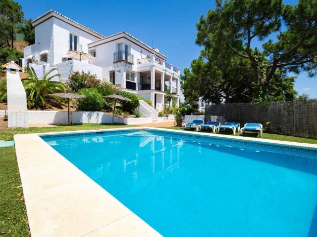 Casa en venta en Barriada Islas Canarias, Costa del Sol Occidental