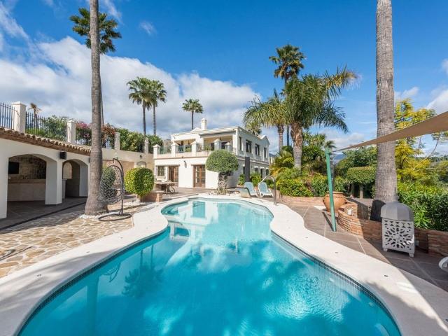 Casa en venta en Barriada Islas Canarias, Costa del Sol Occidental