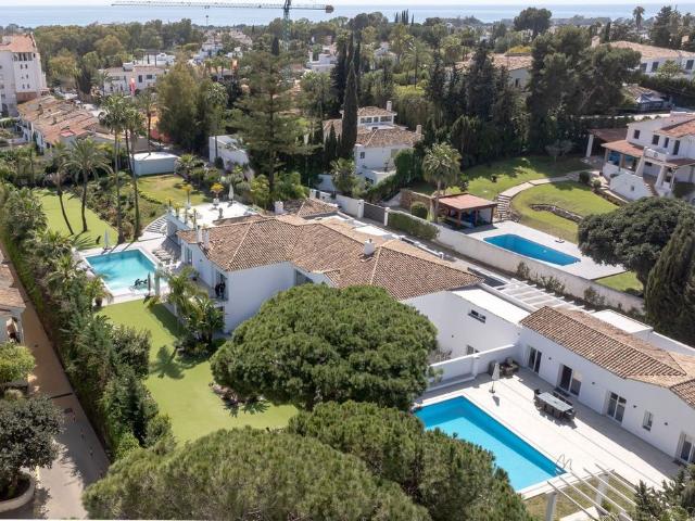 Casa en venta en Nueva Atalaya, Costa del Sol Occidental