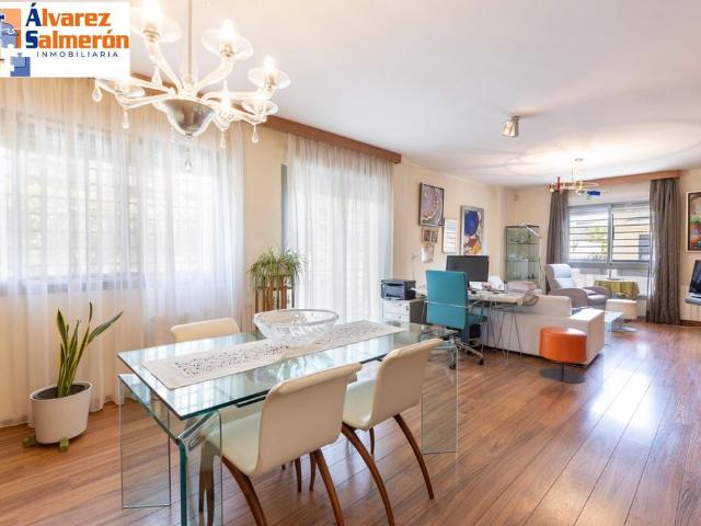 Chalet en venta en Lancha del Genil, Granada