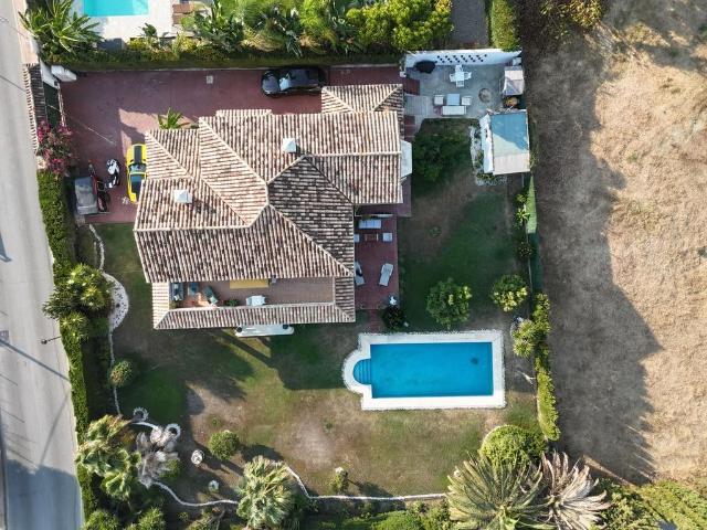 Casa en venta en Urbanización Márquez de Atalaya, Costa del Sol Occidental