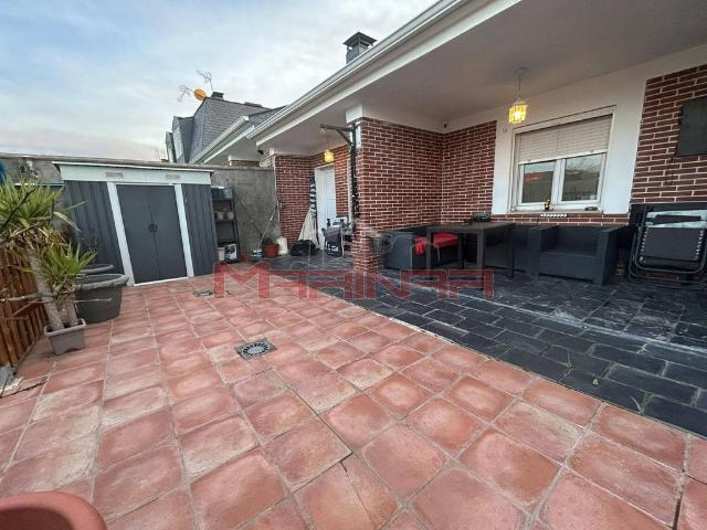 Chalet en venta en Casarrubuelos, Madrid