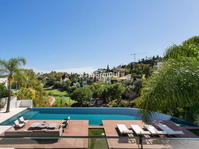 Casa en venta en Nueva Andalucía, Costa del Sol Occidental