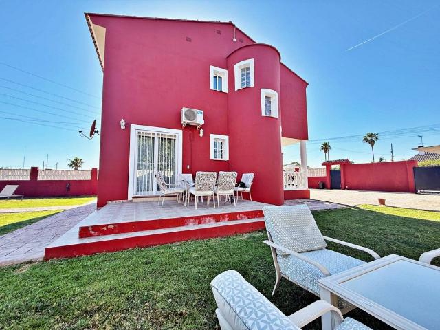 Casa en venta en Urbanització El Regalon, el Camp de Túria