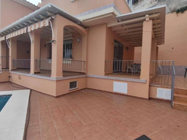 Casa en venta en Puerto de la Torre, Málaga-Costa del Sol