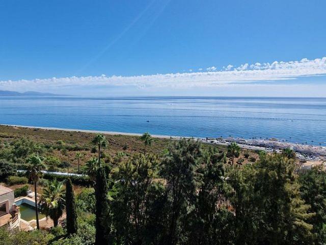 Casa en venta en San Luis de Sabinillas, Costa del Sol Occidental