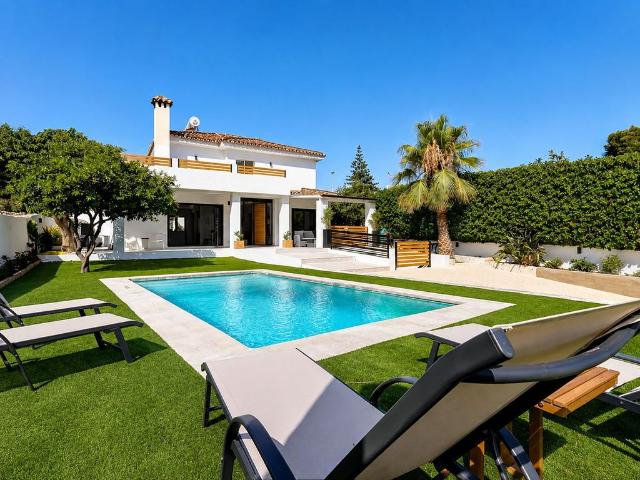 Casa en venta en Divina Pastora, Costa del Sol Occidental