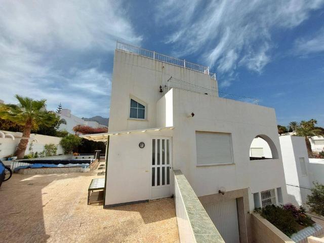 Casa en venta en Ventanicas-El Cantal, Mojácar