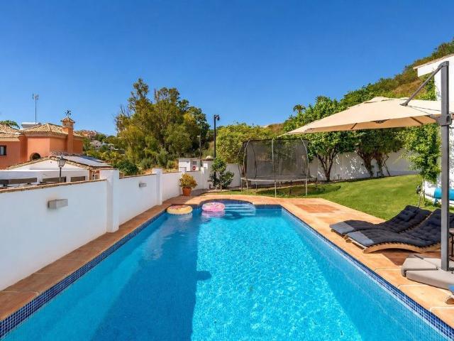 Casa en venta en Nueva Andalucía, Costa del Sol Occidental