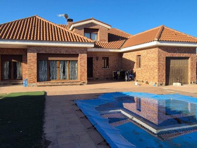 Casa en venta en Eurovillas-Las Villas, Nuevo Baztán