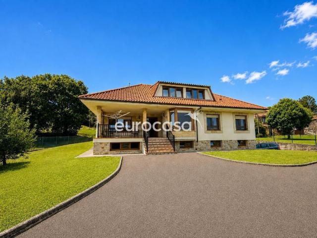 Casa en venta en La Helguera, Penagos
