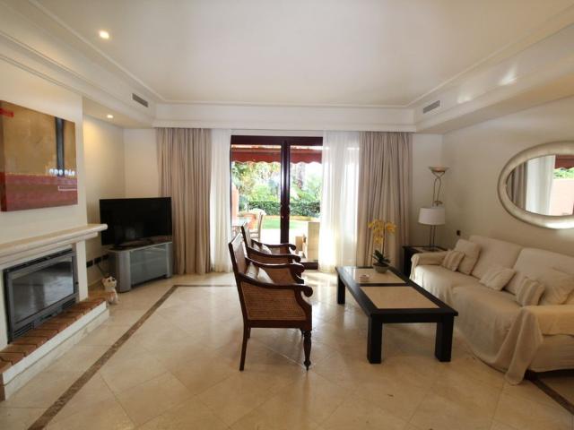 Chalet en venta en El Vicario, Costa del Sol Occidental