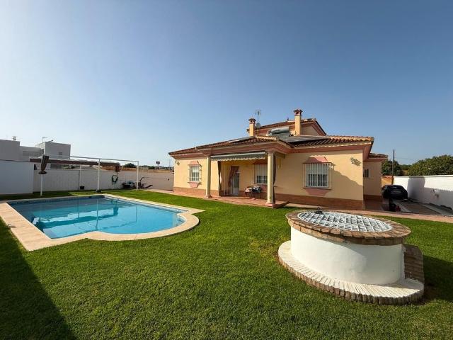 Casa en venta en Castilleja De La Cuesta, Andalucía