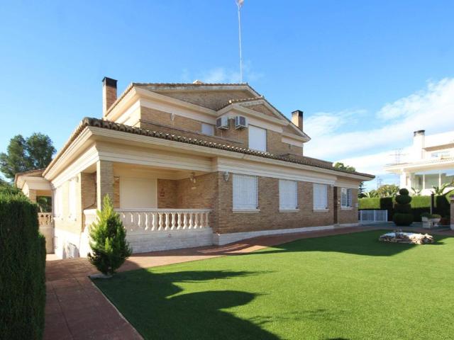 Casa en venta en Santa Apolonia, l'Horta Sud