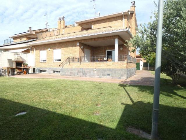Casa en venta en Zaragoza, Aragón