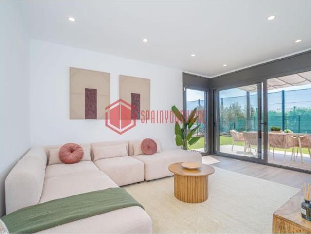 Casa en venta en Alt Empordà, Catalunya