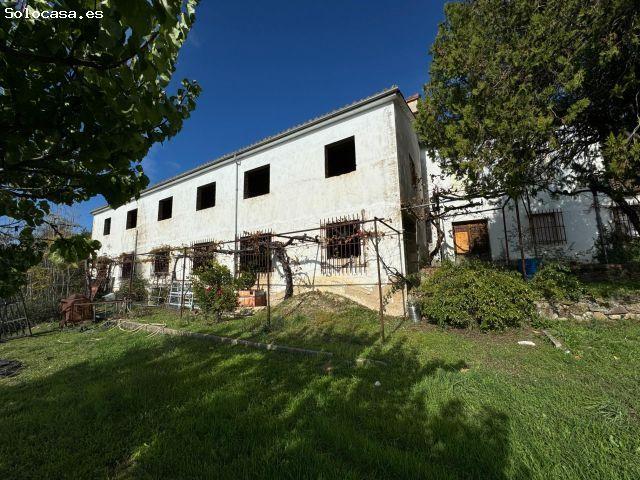 Local Comercial en venta en Candeleda, Castilla y León
