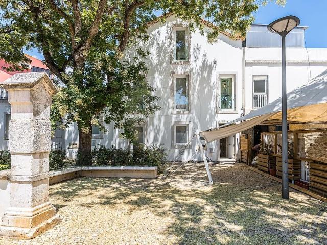 Casa venda em Núcleo Urbano Histórico de Paço de Arcos, Oeiras