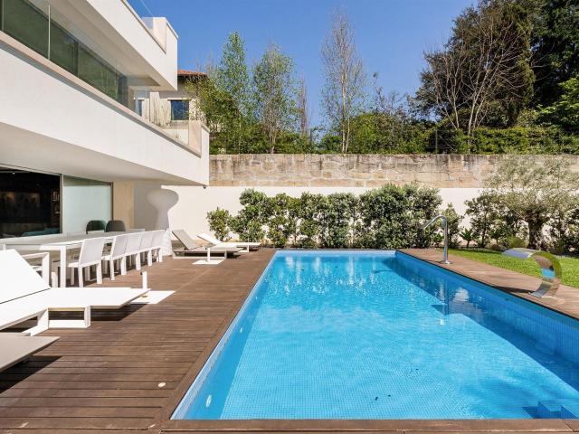 Vivenda venda em Porto, Aldoar