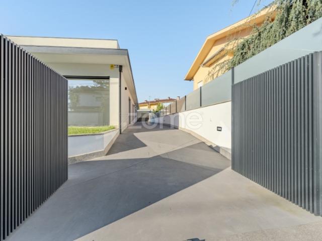 Casa venda em Merelim (São Pedro) e Frossos, Braga