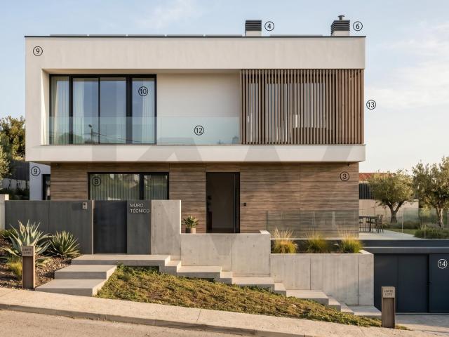 Casa venda em Funchalinho, Almada