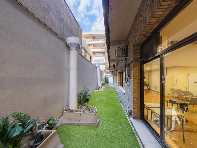 Oficina en venta en Medina-sidonia, Madrid