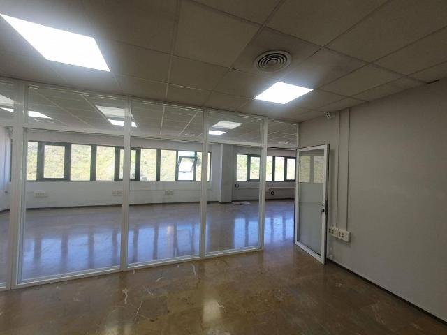 Oficina en alquiler en San Juan De Aznalfarache, Andalucía
