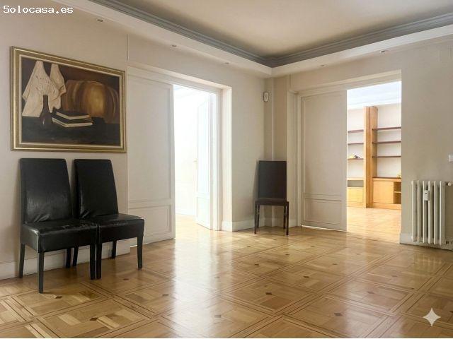 Local Comercial en venta en Chamberí, Madrid