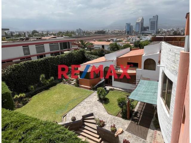 Casa venta en Cerro Colorado, Arequipa