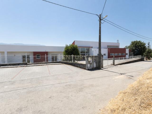 Loja venda em Guarda, Seia