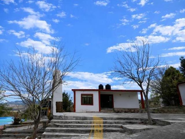 Exclusiva Quinta Campestre con Alberca y Amplio Terreno en Ramos Arizpe