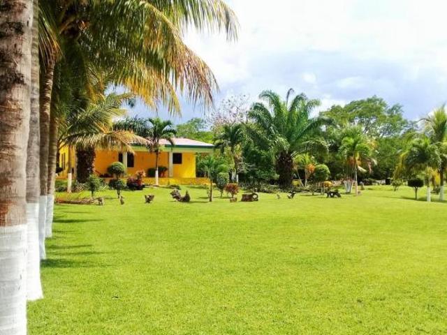 EXCLUSIVA QUINTA VILLA QUIETA EN VENTA MERIDA XCUCUL GVC 1765
