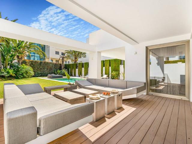 Chalet en venta en El Vicario, Costa del Sol Occidental