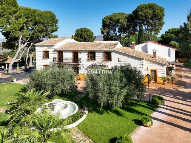 Chalet en venta en Casco Antiguo de Elda, el Vinalopó Mitjà / El Vinalopó Medio