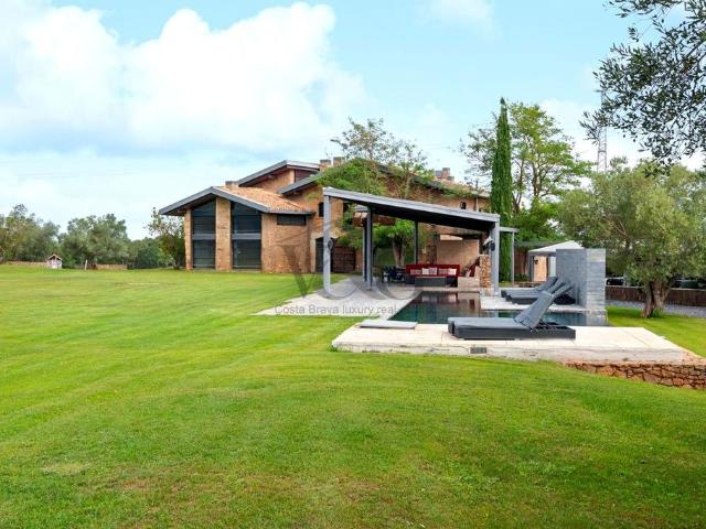 Chalet en venta en Sant Climent de Peralta, Baix Empordà