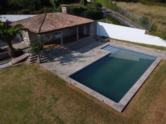Chalet en venta en Panxón, Vigo