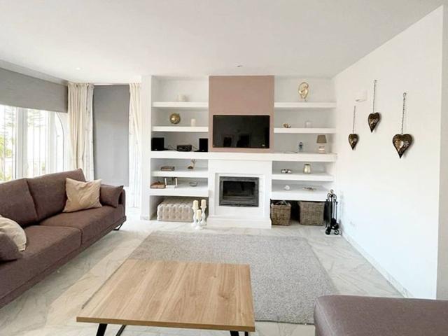 Chalet en alquiler en Buenas Noches, Costa del Sol Occidental