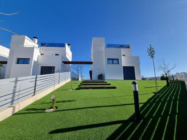 Chalet en venta en Bonalba, l'Alacantí