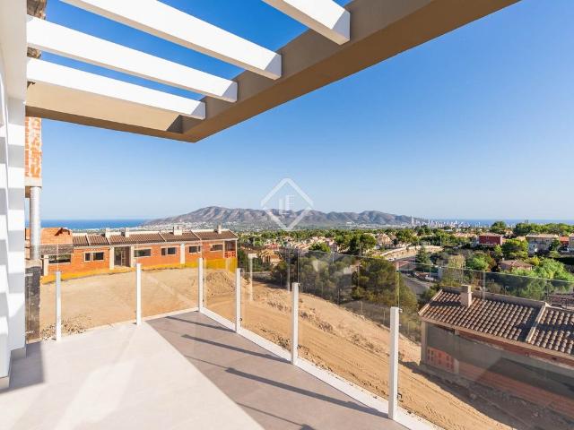 Villa en venta en La Nucia