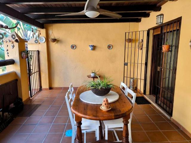 Chalet en venta en La Perla de Bahía, Costa del Sol Occidental