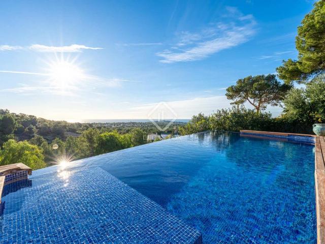 Villa en venta en Roda De Barà