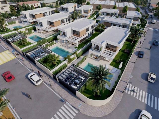 Chalet en venta en Castillo de la Duquesa, Costa del Sol Occidental