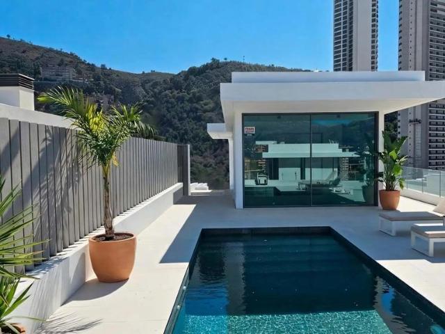Chalet en venta en la Marina Baixa, Valencia