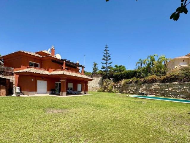 Chalet en venta en Rio Real, Costa del Sol Occidental