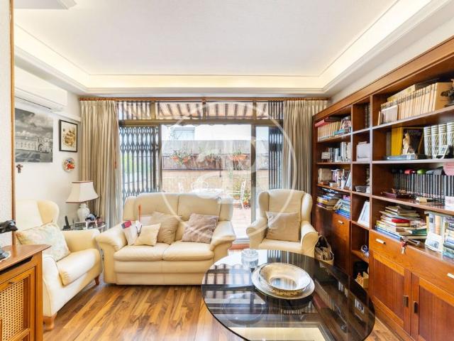 Villa en venta en Madrid, Fuente del Berro