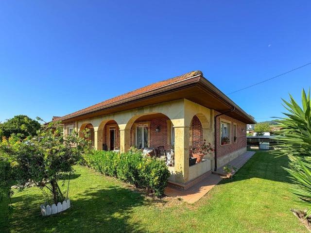 Chalet en venta en Bárcena de Cicero, Bárcena De Cicero
